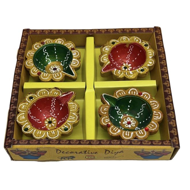 4 Stk. Diya-Set aus Lehm