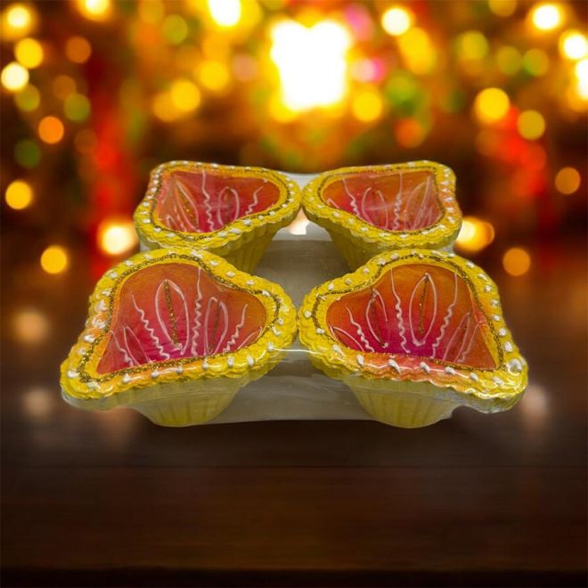 4 Stk. Fancy Diya-Set aus Lehm/Ton