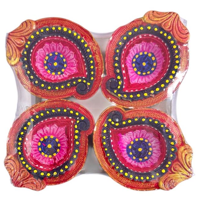 4 Stk. Fancy Diya-Set aus Lehm/Ton