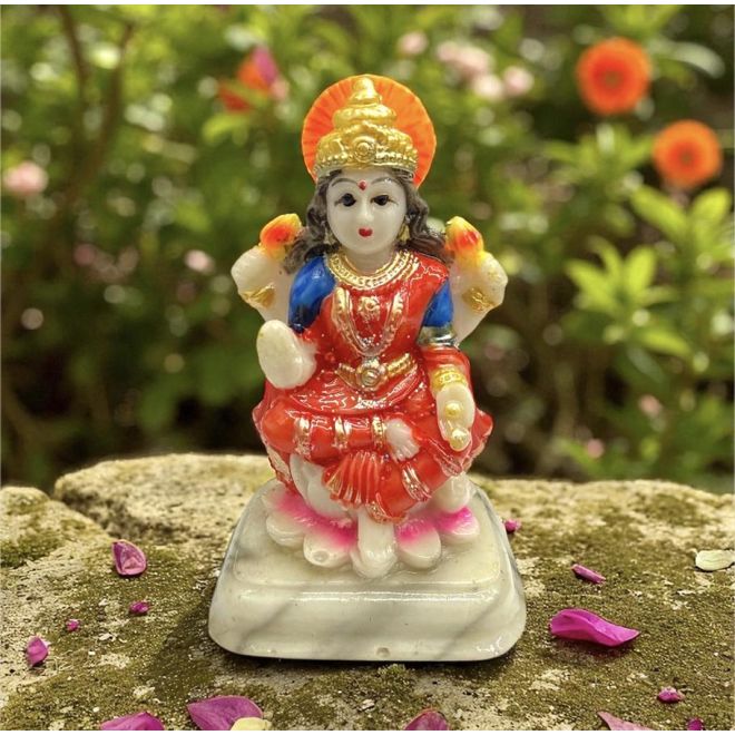 Lakshmi Idol, Murti (Göttin für Reichtum, Glück & Wohlstand) 10x6x5 cm