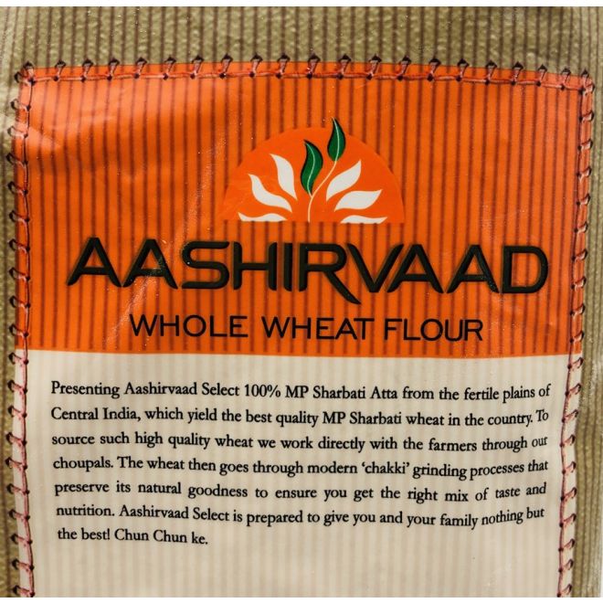 Aashirvaad Select Sharbati Atta, Whole Wheat Flour (Vollkornmehl)
