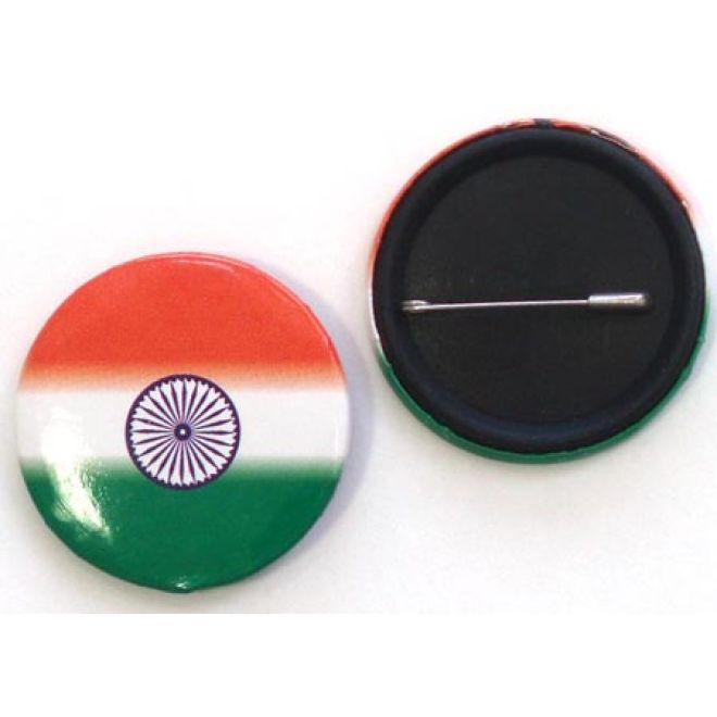 Schöner Ansteckbutton mit Indischem Flaggensymbol
