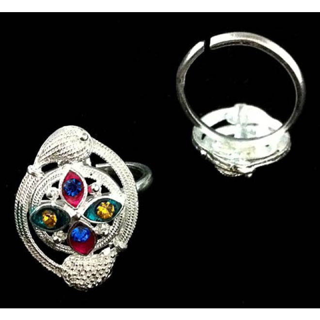 Schöner Ring Verziert mit Strasssteinen - Größenverstellbar / Für Hand und Fuß