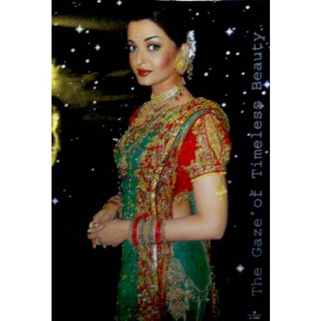 POSTER: Aishwariya Rai / Size:S (40Cm x 28Cm)