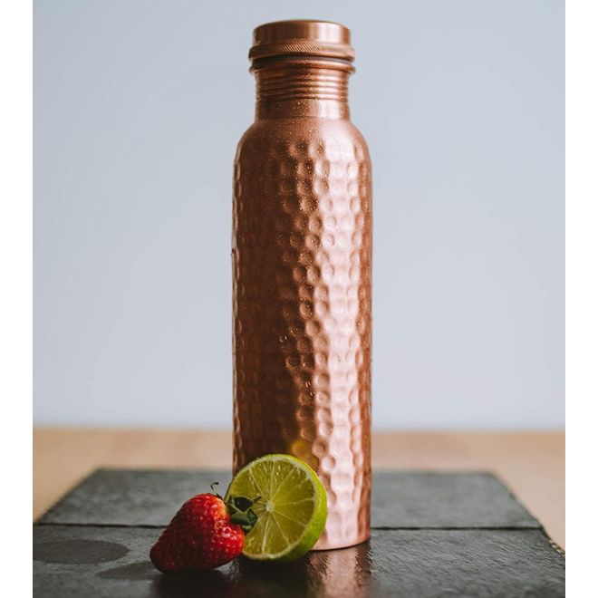 Reine Kupfer Gehämmerte Wasserflasche für ayurvedische Vorteile